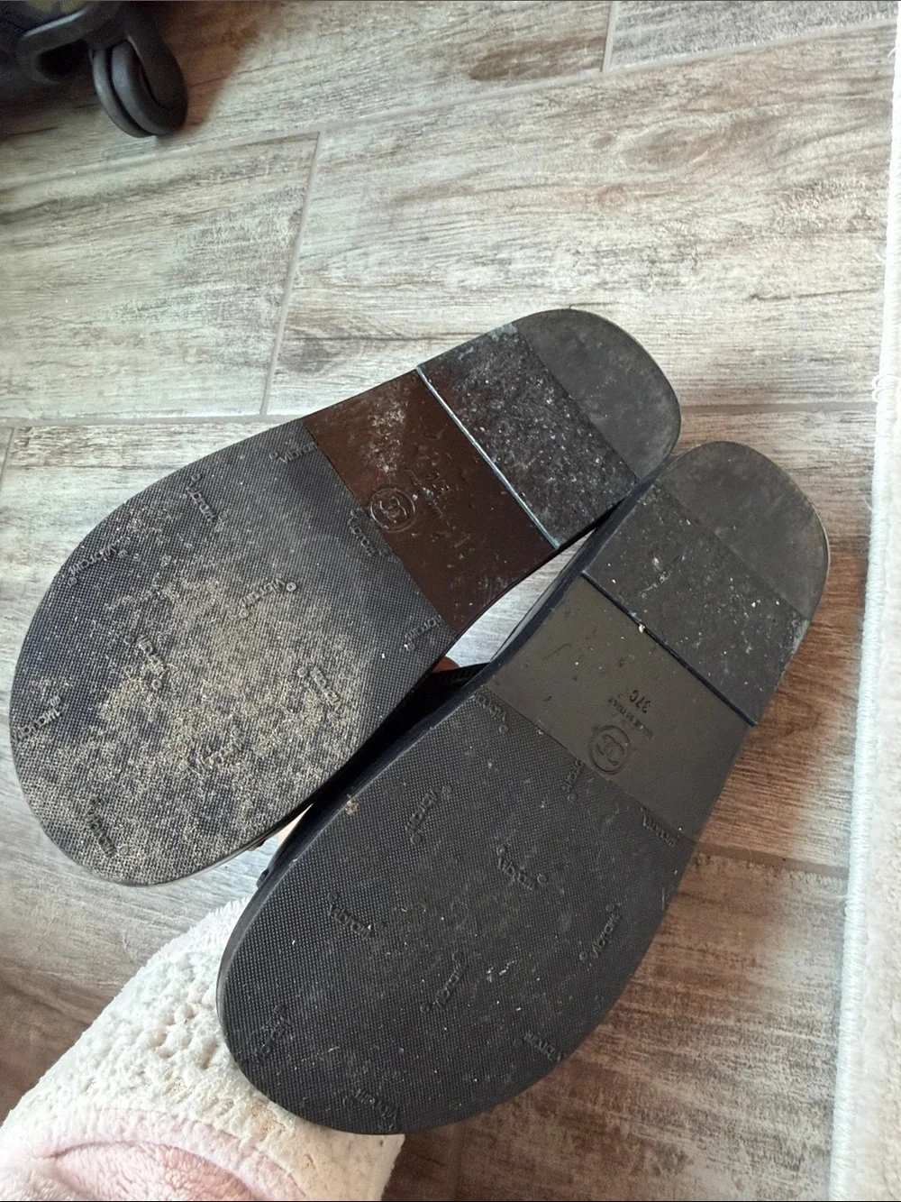 CHANEL Black Leather Slide Sandals with Multicolor Logo Letters